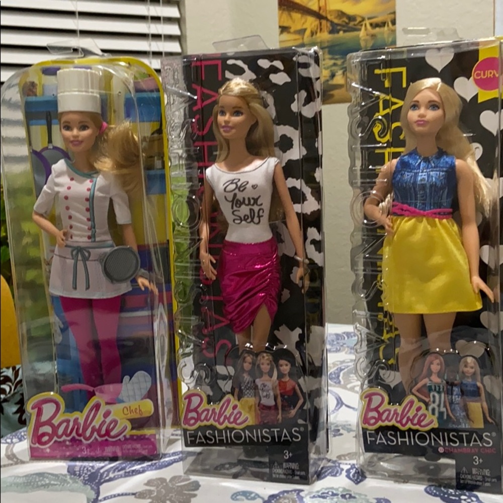 3 -2 Barbie Fashionista and Barbie Chef-